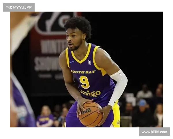 布朗尼连续突破状元防守豪取5分展现强大自信力